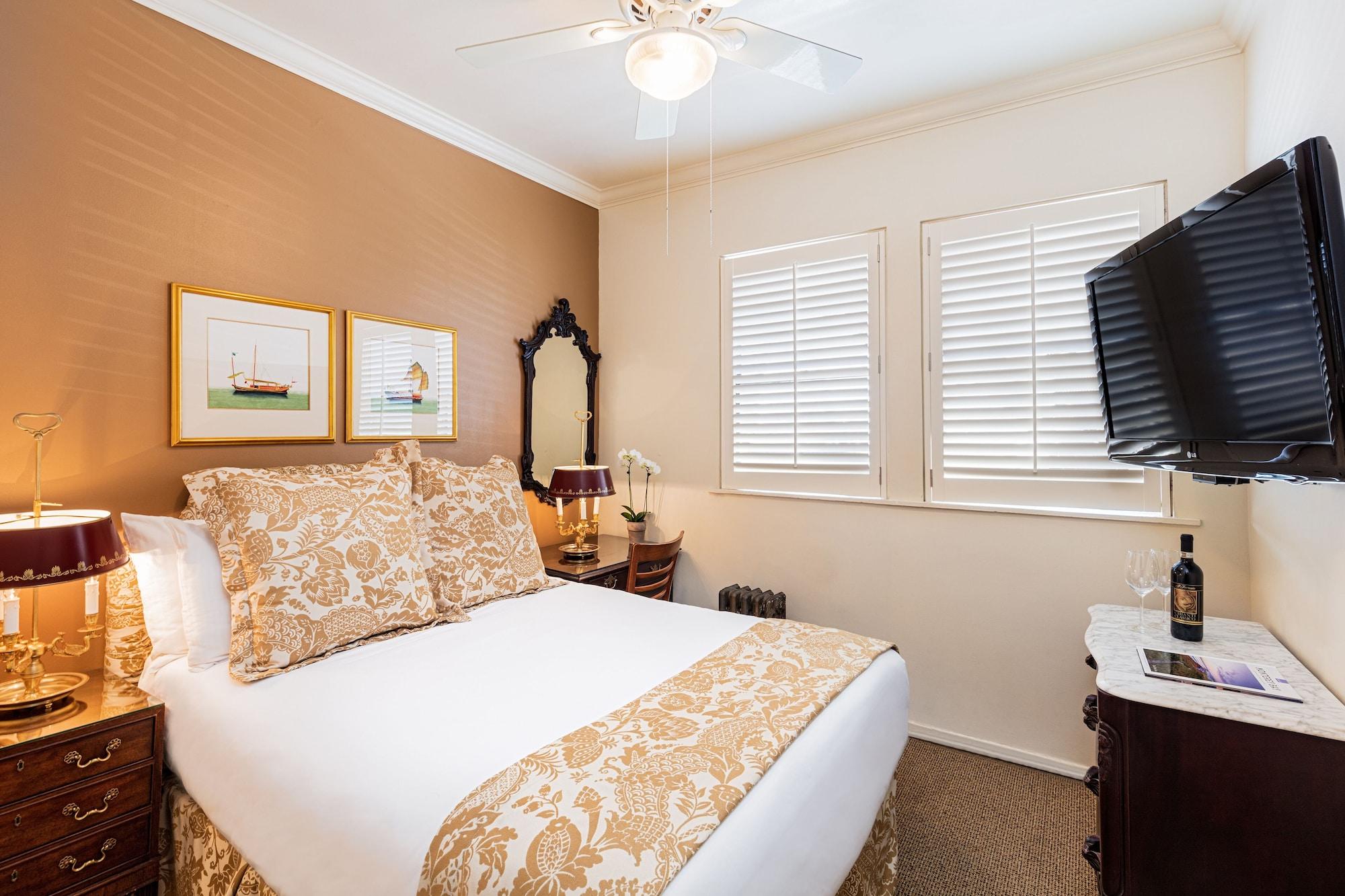 Hotel Pine - 3*